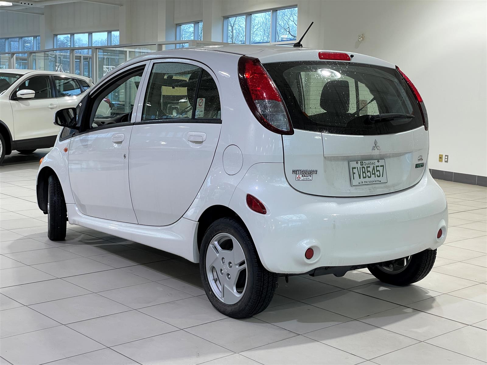 2017 Mitsubishi iMiEV for sale in Gatineau, QC (1705344052) The Car